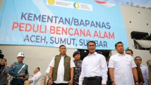 Mentan Amran Pimpin Pengiriman Bantuan Kemanusiaan Skala Besar ke Sumatera: Total Rp 44 Miliar Terkumpul dalam Respons Bencana