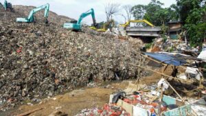 Terjebak di Bawah Bayang-bayang Sampah: Krisis Lingkungan dan Kesehatan Melumpuhkan Warga Serpong Akibat TPA Cipeucang